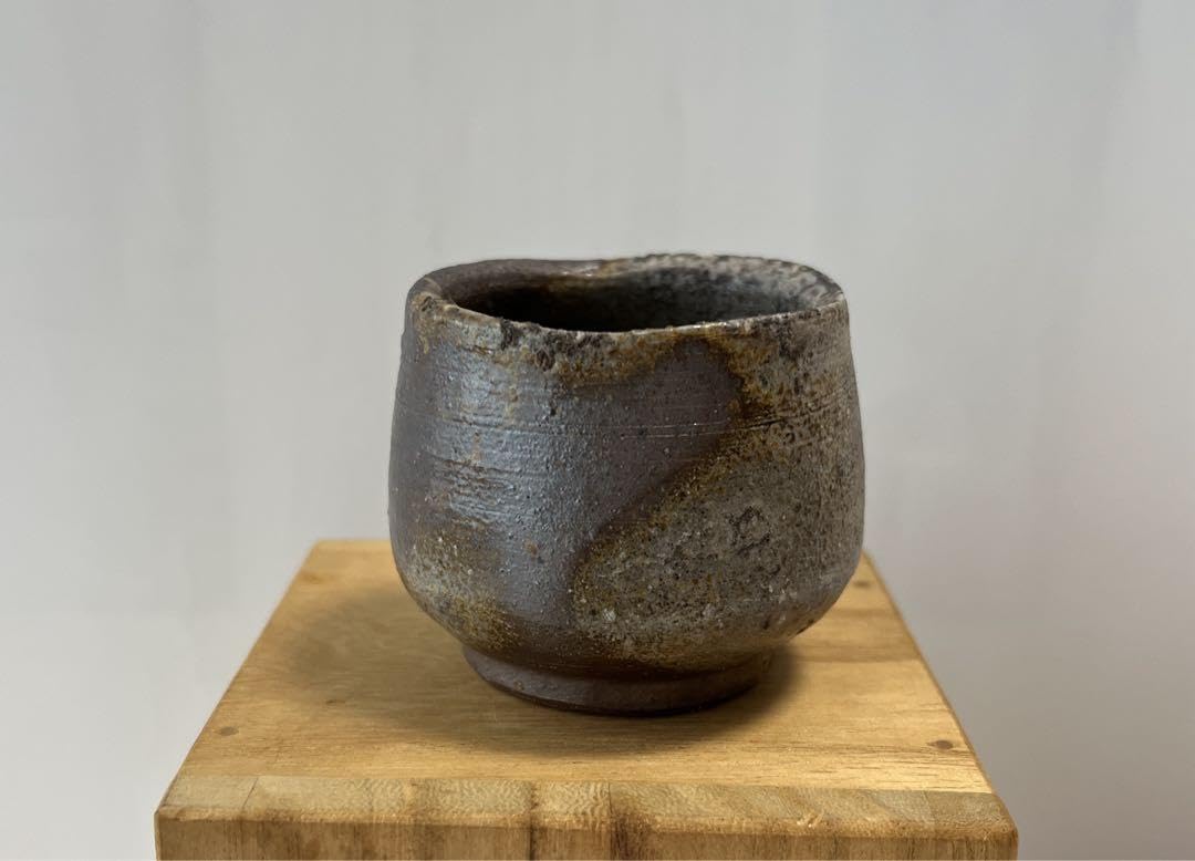備前焼　若宮窯太田富夫（伝統工芸士）作　青備前徳利 Amazon.co.jp: 備前焼 ぐい呑み 若宮窯 太田富夫 : おもちゃ